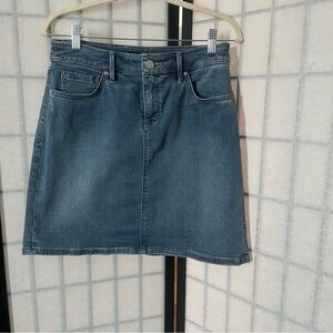 Jean skirt Tommy Bahama size 4